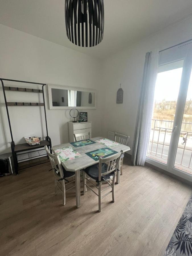 Cosy Loire, T2 Neuf, Front De Loire ,Vue Cathedrale,5Min A Pied Centre Ville Et Parking Prive Орлеан Экстерьер фото